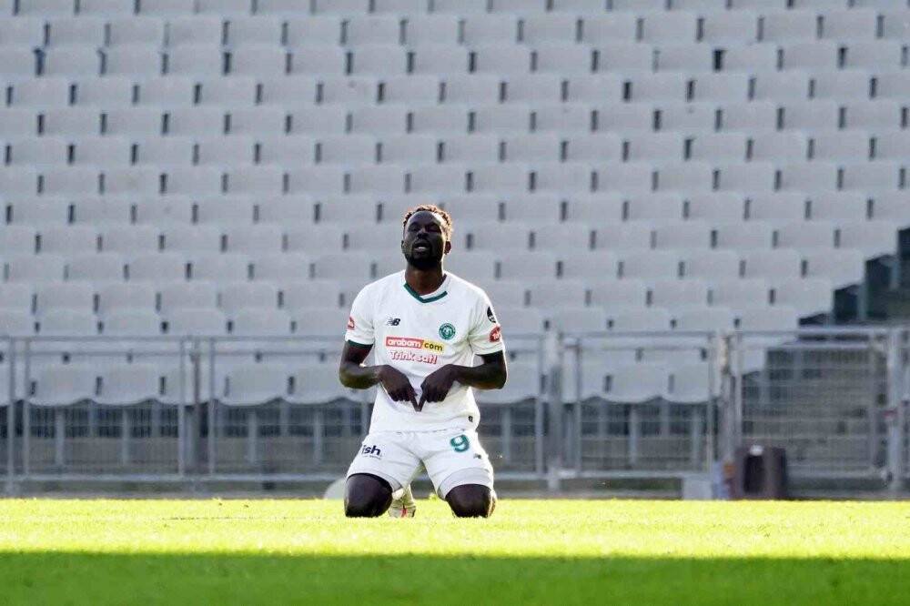 İzmir ekibi Mame Diouf kadrosuna katmak istiyor! Tek sorun maaş!