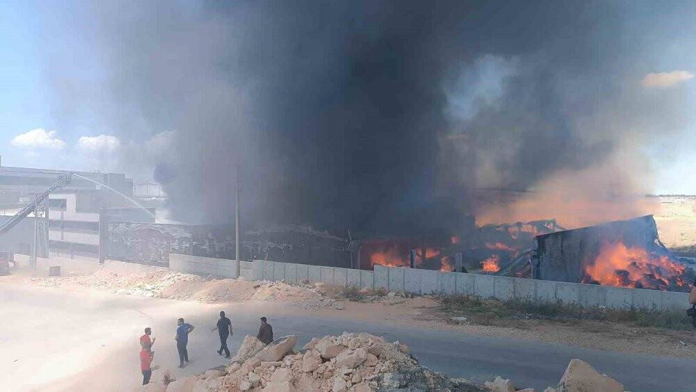 Gaziantep’te fabrika yangını: 10 kişi hastaneye kaldırıldı