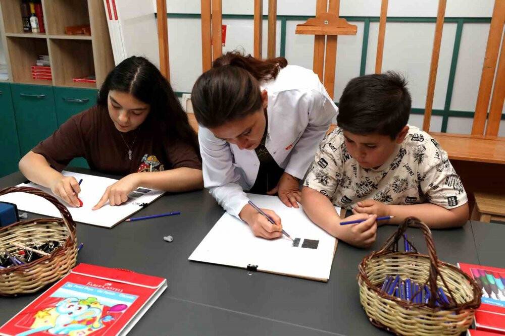 Konya Karatay Kültür ve Sanat Akademisi’nde eğitimler başladı