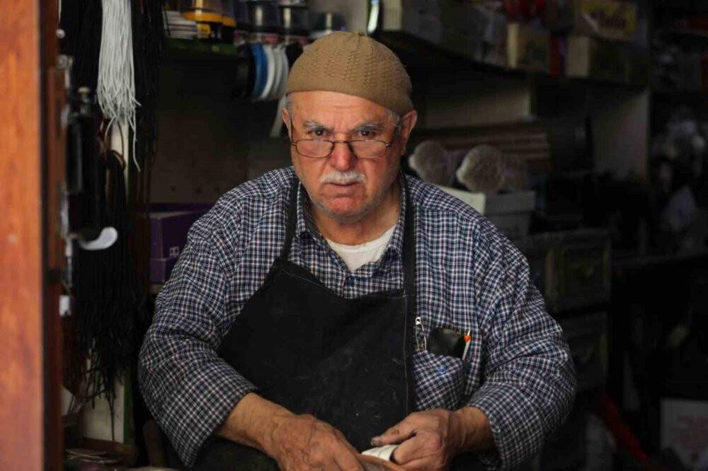 Konyalı ’Eskici Dede’ yarım asırdır yaptığı ayakkabı tamirciliğini son nefesine kadar sürdürmek istiyor