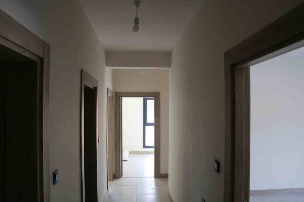 Depremzedelerin konutları hızla yükseliyor, örnek daireler ortaya çıkıyor