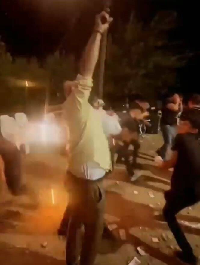 Asker eğlencesinde silahla ateş edip davetlilere korku dolu anlar yaşattı