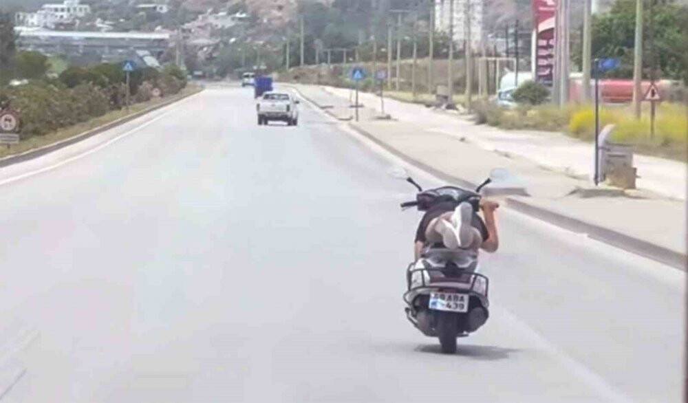 Motosikletin üzerine pahalı yatış!