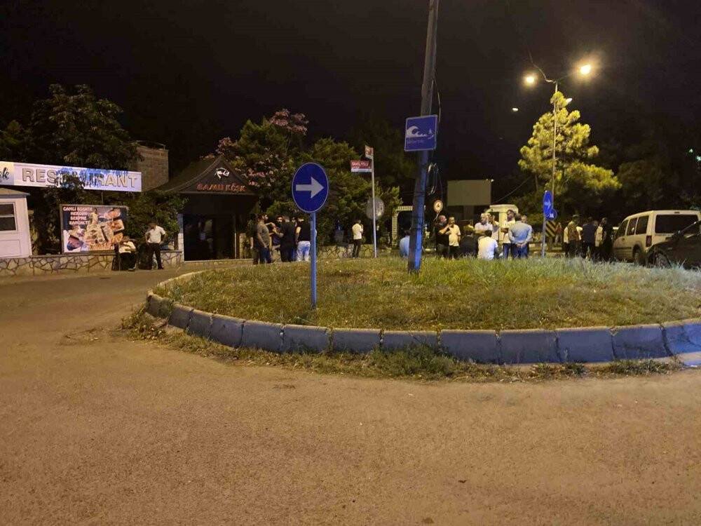 Büyükçekmece’de silahlı saldırı: ölü ve yaralılar var