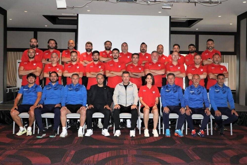 Konyaspor Teknik Direktörü Stanojevic, kursta bilgi paylaşımı yapacak