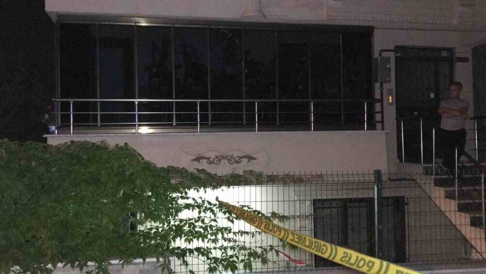 Tartışma yaşadığı husumetlisinin evini kurşunladı