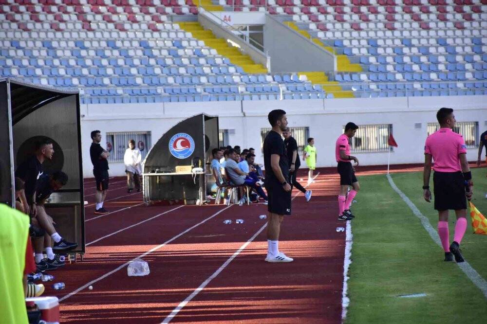 Antalyaspor hazırlık maçında Başakşehir’i yendi