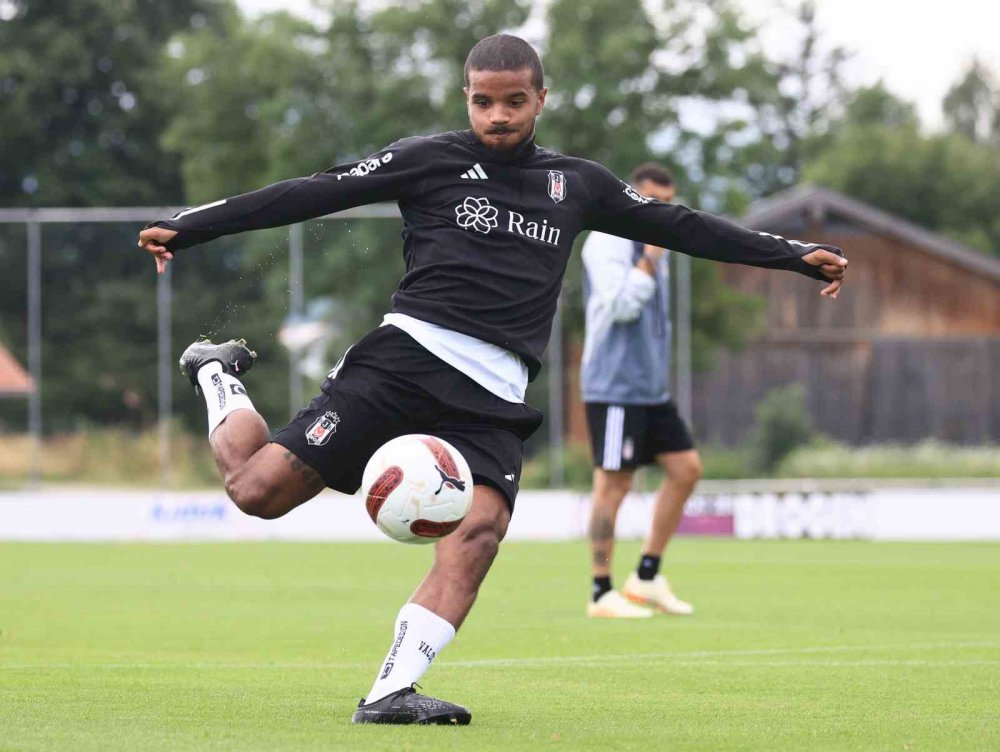 Beşiktaş, yeni sezon hazırlıklarını sürdürdü