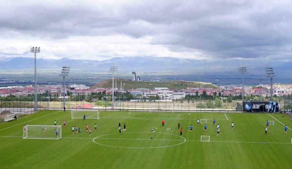 Futbol takımlarının gözde kamp merkezi oldu: Konyaspor bu yıl da orayı tercih etti