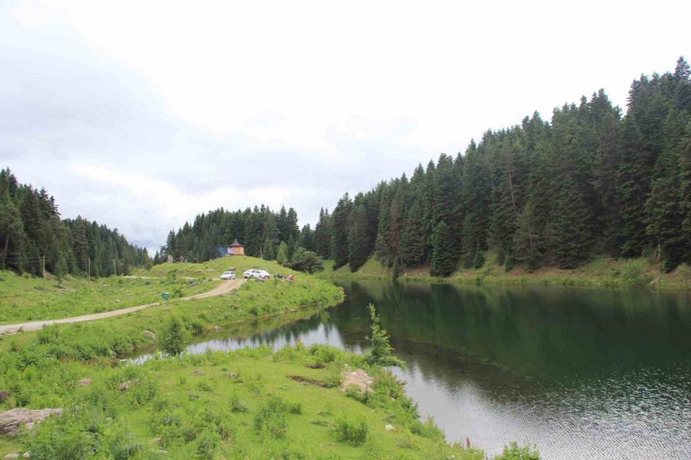 Sakin Şehir Şavşat’ın yeni gözdesi ’Balık Gölü’