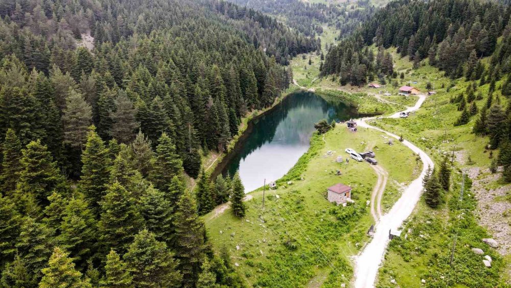 Sakin Şehir Şavşat’ın yeni gözdesi ’Balık Gölü’