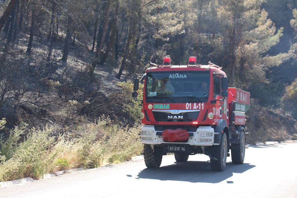 aa-20230717-31701394-31701390-hatayin-belen-ilcesinde-dun-cikan-orman-yanginina-mudahale-surdu.jpg