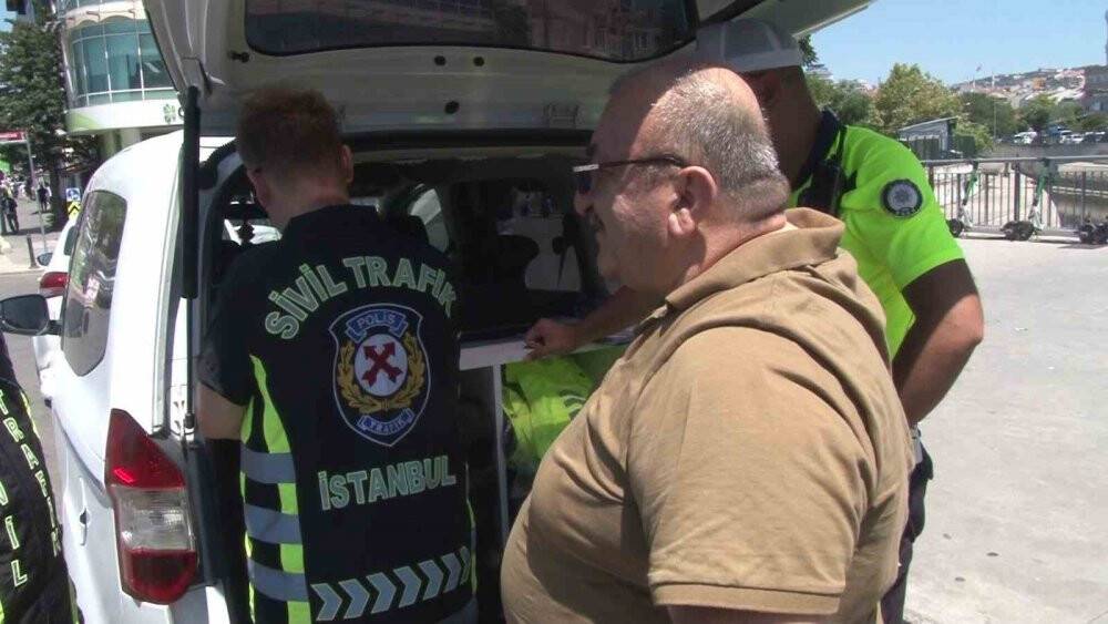 'göbeğim var’ diyen minibüs şoförü cezadan kaçamadı