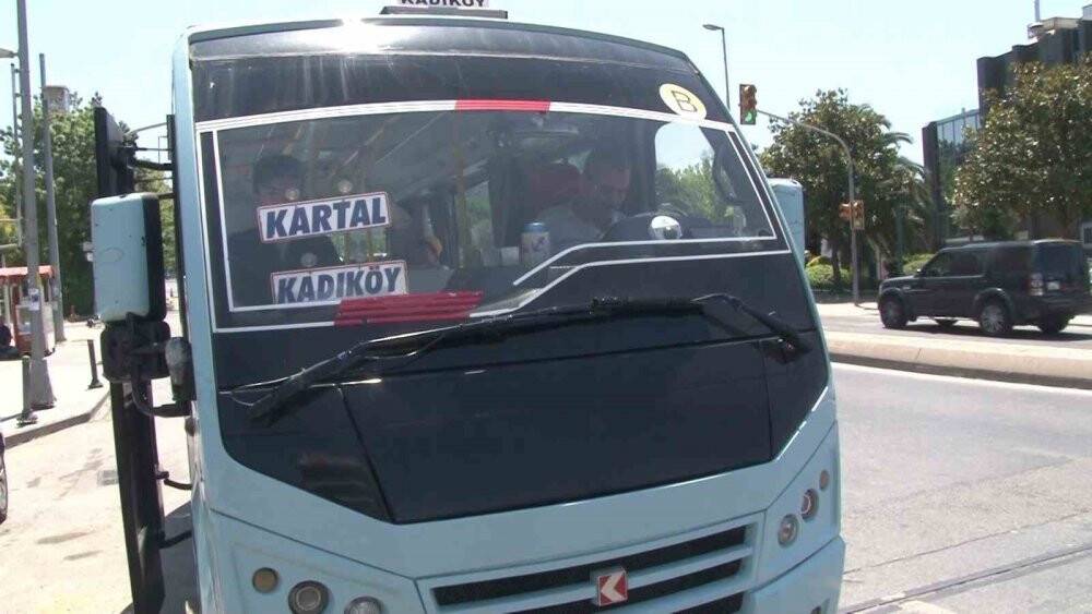 'göbeğim var’ diyen minibüs şoförü cezadan kaçamadı