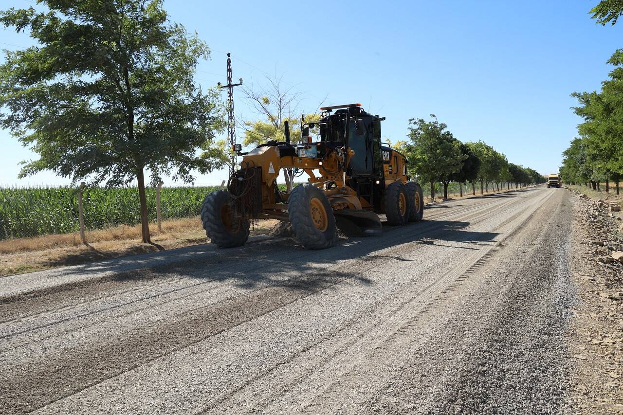 kuluda-yol-kalitesini-yukseltiyor-1-002.jpg