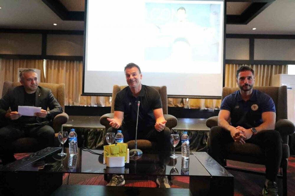 Stanojevic'ten "Futbolda Liderlik" dersi