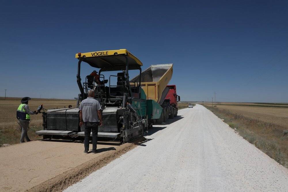 Karatay’ın yolları daha konforlu ve güvenli hale geliyor
