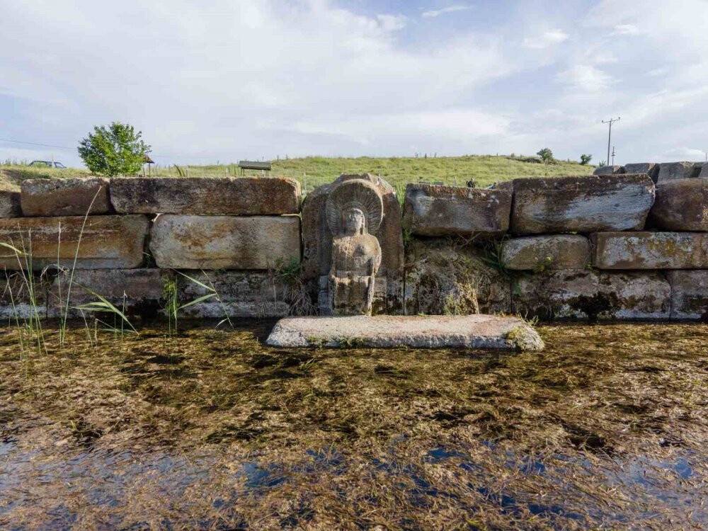 Konya'da bulunan tarihi anıtın dünyada benzeri yok!
