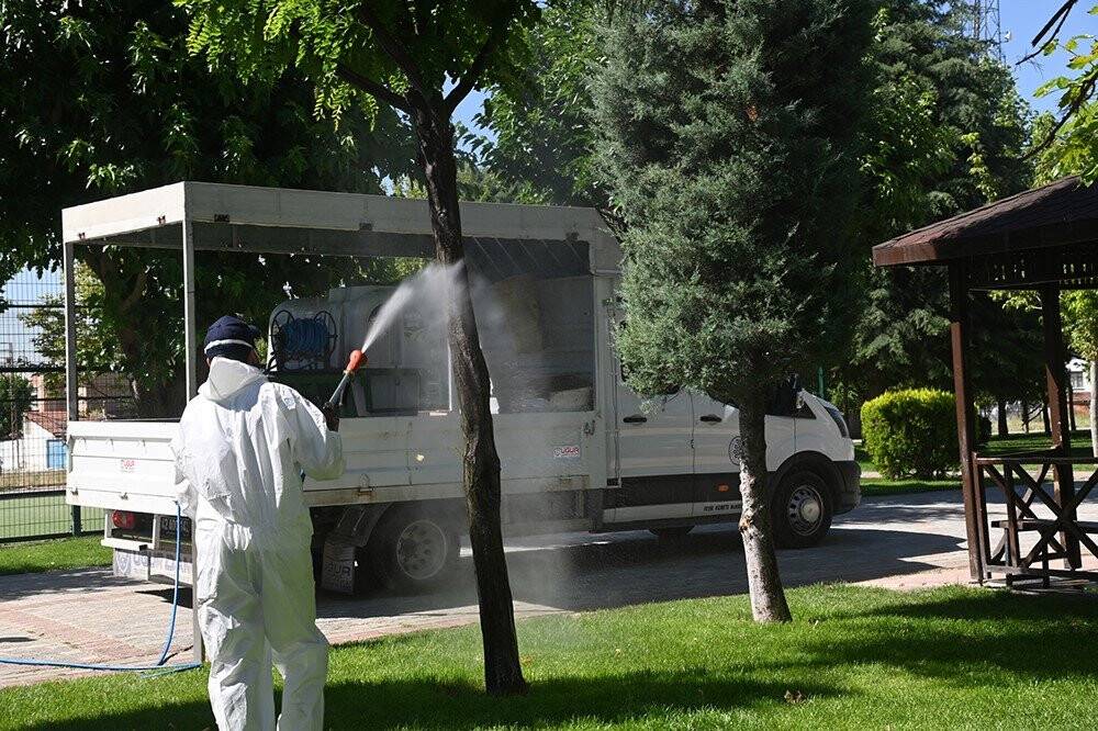 Selçuklu’da haşere ilaçlaması devam ediyor