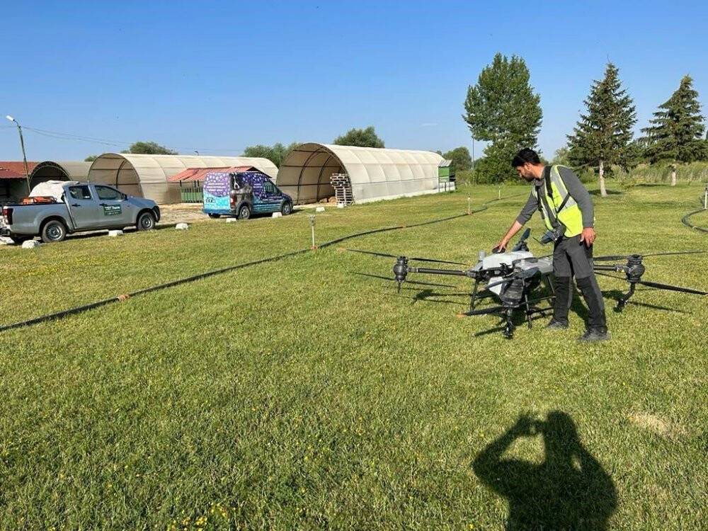 Akşehir’de bir ilk! Haşereye dronlu mücadele