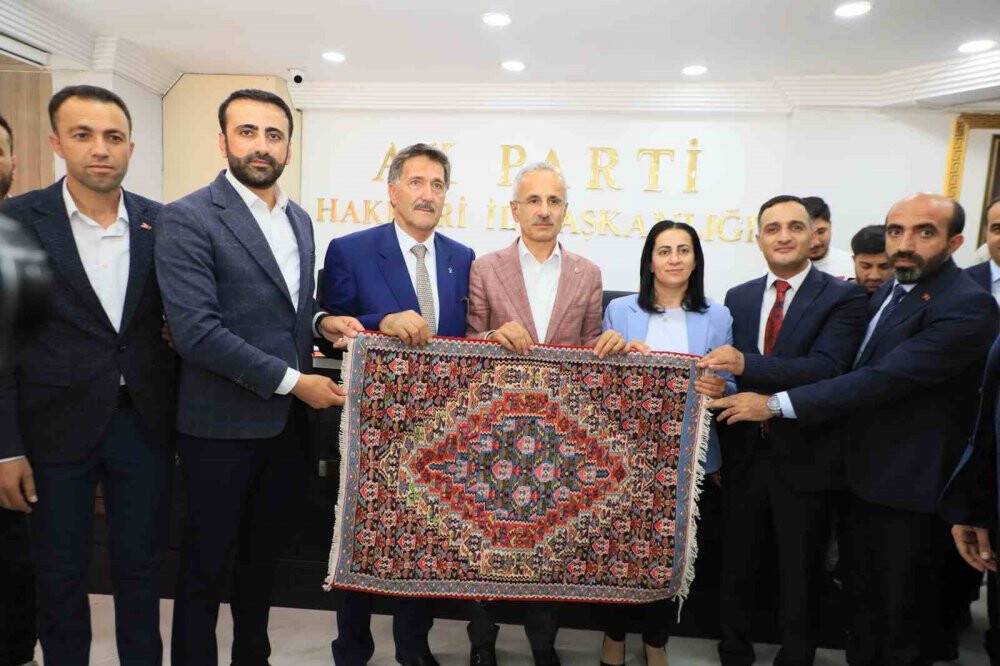 Bakan Uraloğlu, Hakkari’den Van'a geçti