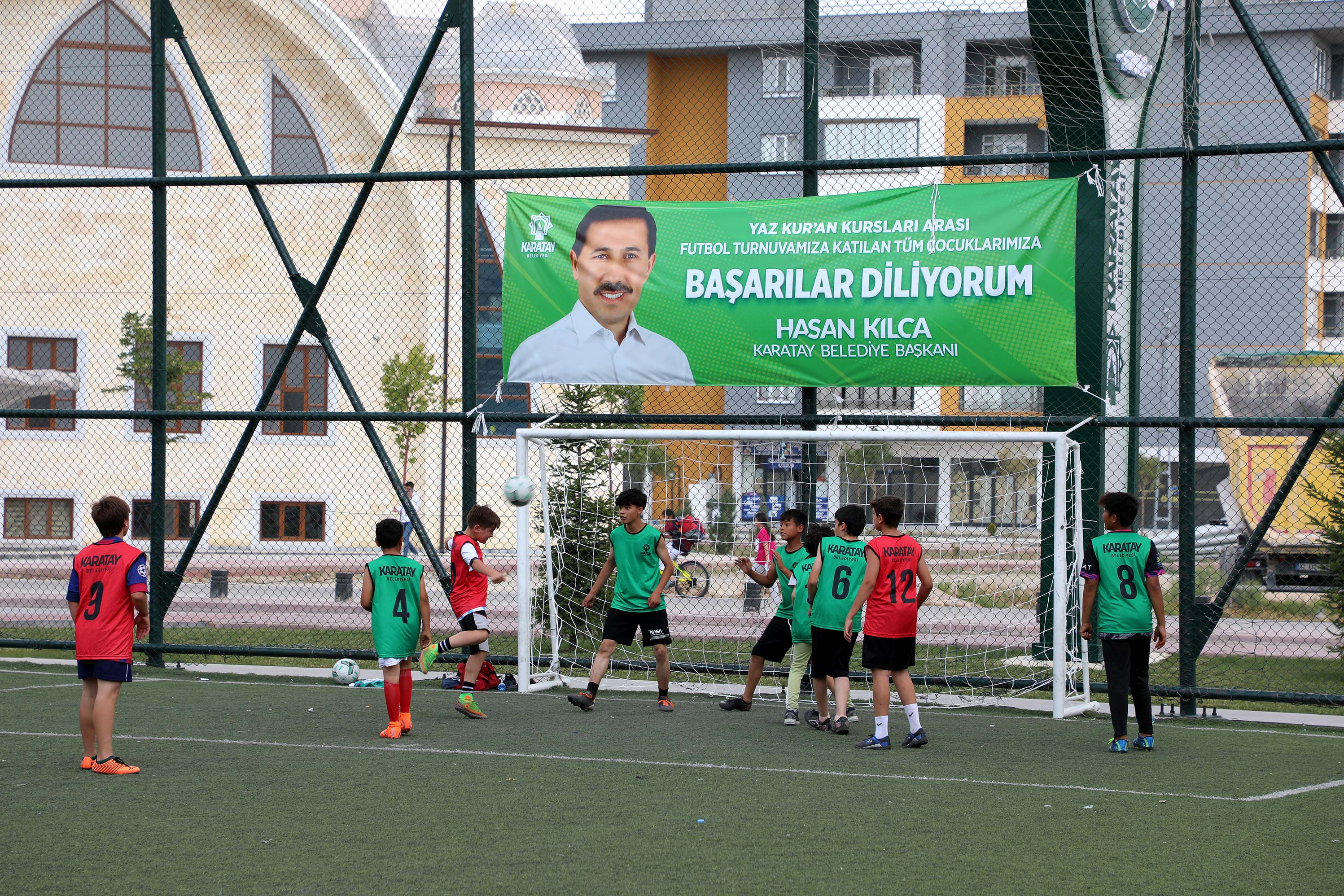 karatayda-kuran-kurslari-arasi-futbol-turnuvasi-basladi-2.jpg