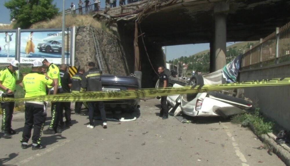İki araç köprüden uçtu, can pazarı yaşandı