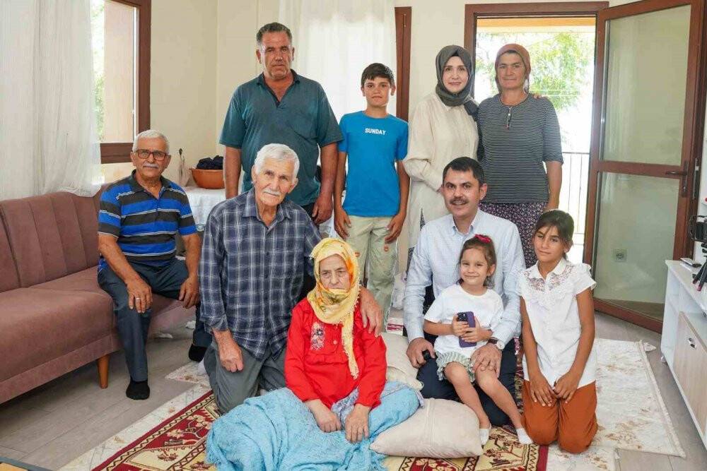 Murat Kurum, Manavgatlı İbrahim Deniz'i ailecek ziyaret etti