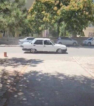 Konya’da trafiğe açık sokakta drift terörü kamerada