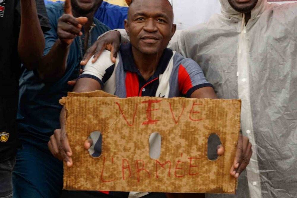 Fransa’dan Nijer’deki büyükelçilik protestosuna kınama