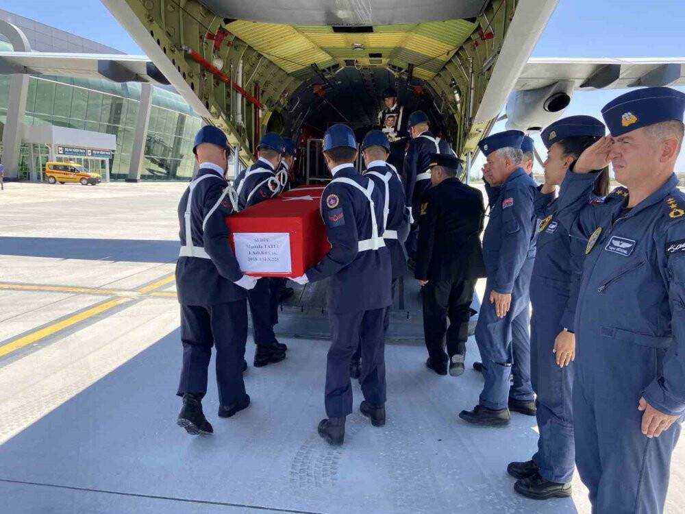 Şehit  Jandarma Astsubay Tatlı'nın cenazesi Konya'dan memleketine gönderildi