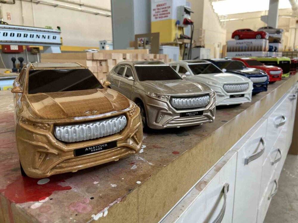 TOGG’un oyuncağı Konya’dan hem de ahşaptan!