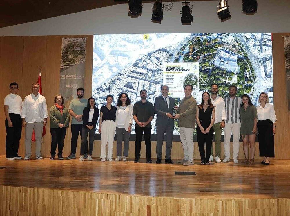 Konya Alaaddin Tepesiı Mimari Fikir Projesi Yarışmasında ödüller verildi