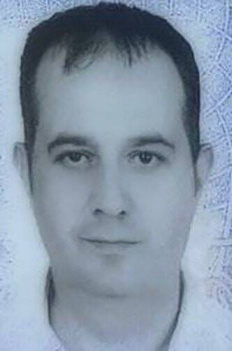 Telefonu açtığında babasının cansız bedeniyle karşılaştı