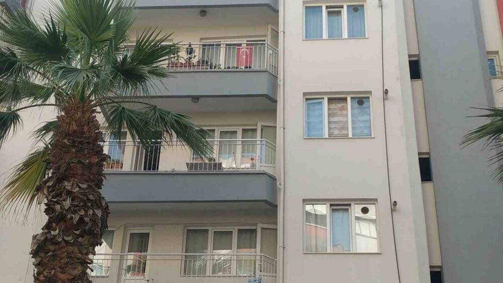 Telefonu açtığında babasının cansız bedeniyle karşılaştı