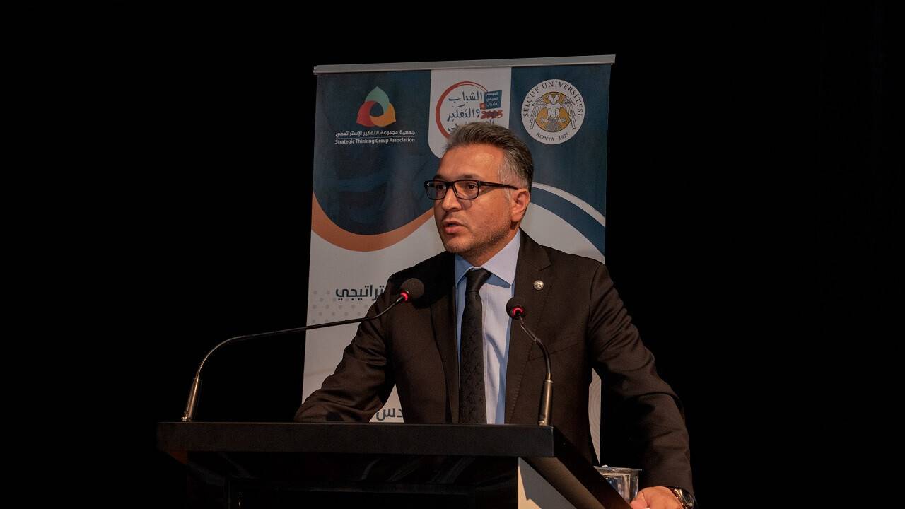 rektor-aksoy-altinci-yaz-genclik-kampinda-uluslararasi-ogrencilerle-bulustu-2.jpg