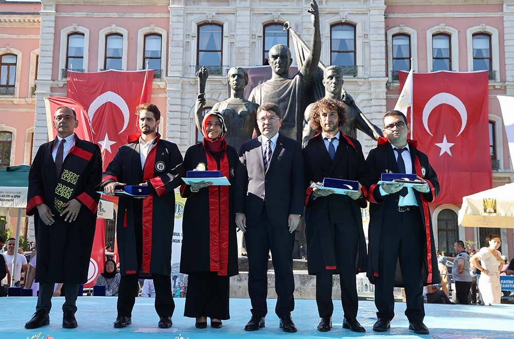aa-20230804-31850503-31850501-adalet-bakani-yilmaz-tunc.jpg