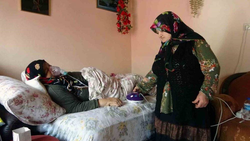 Doktorların "5 ay yaşarsın" dediği kadın 35 yıldır yaşıyor