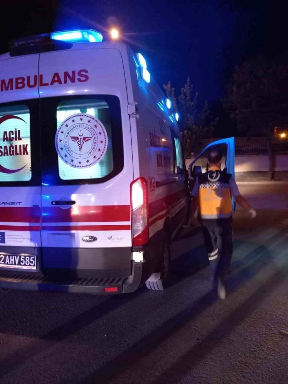 Konya'da motosiklet kontrolden çıktı, duvara çarptı