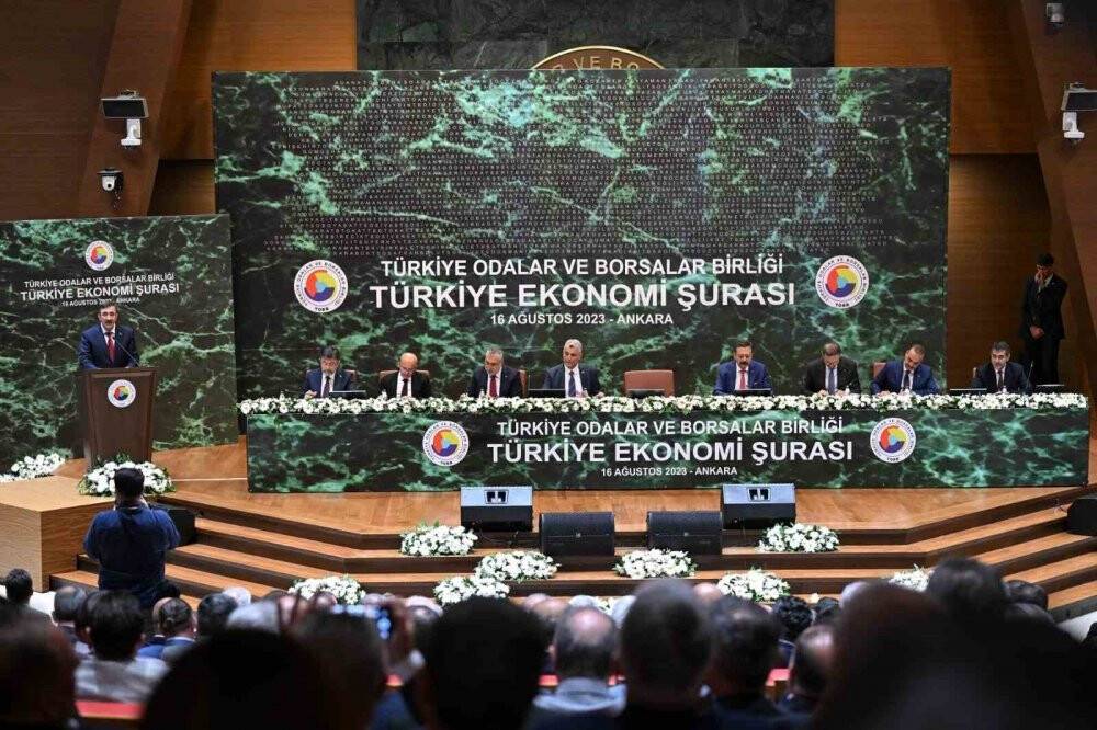 Cumhurbaşkanı Yardımcısı Yılmaz'dan ekonomi şurasında dikkat çeken mesajlar