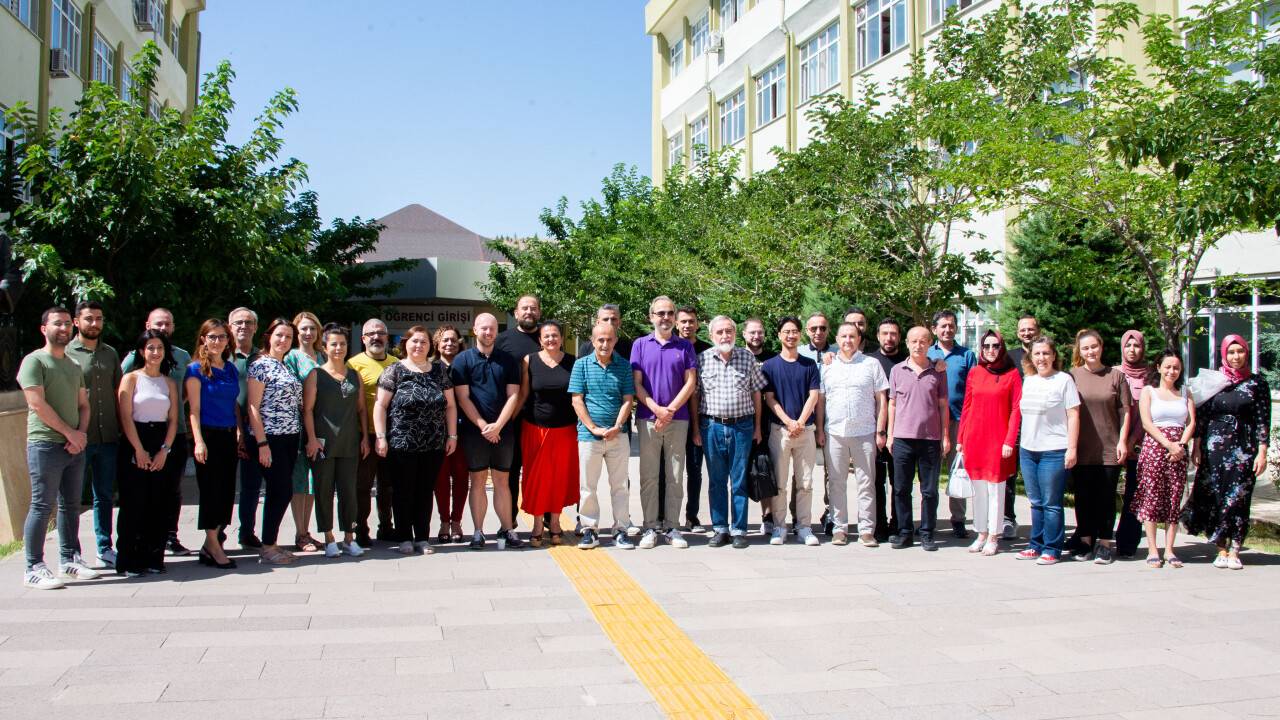 selcuk-universitesinde-uluslararasi-calistay-duzenlendi-4.jpg