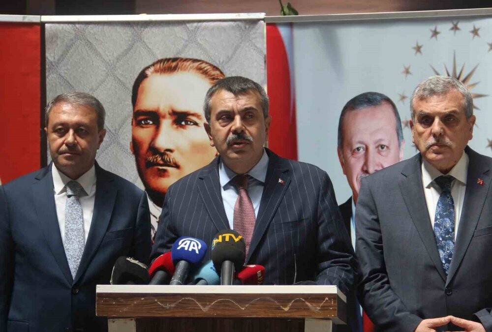 Bakan Tekin duyurdu! Yeni eğitim öğretim yılında bu uygulamalar hayata geçecek