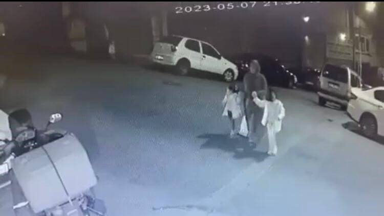 Hırsızın ayağına geldi! Aracından inmeden götürdü!