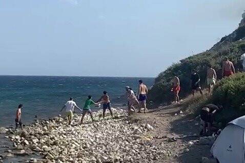 Mangalcılar çıkardı, imece usulü söndürdüler