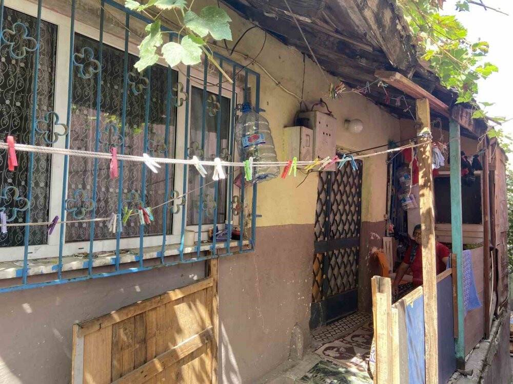 Gelen kargoya attığı imzayla 48 yıllık evini kaybetti