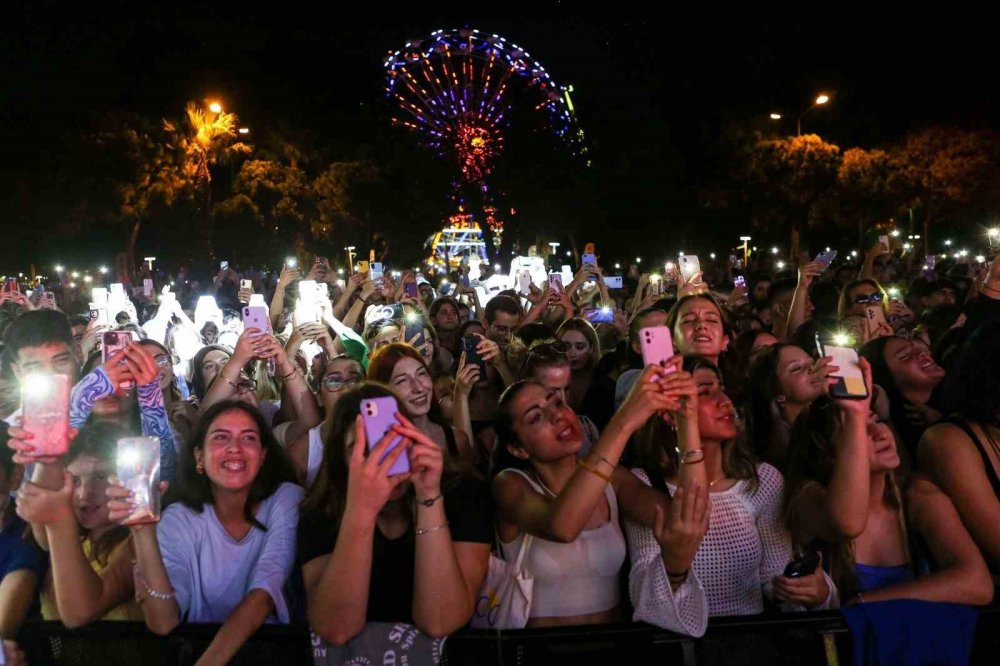 İzmir Enternasyonal Fuarı’nda ziyaretçiler muhteşem anlar yaşadı