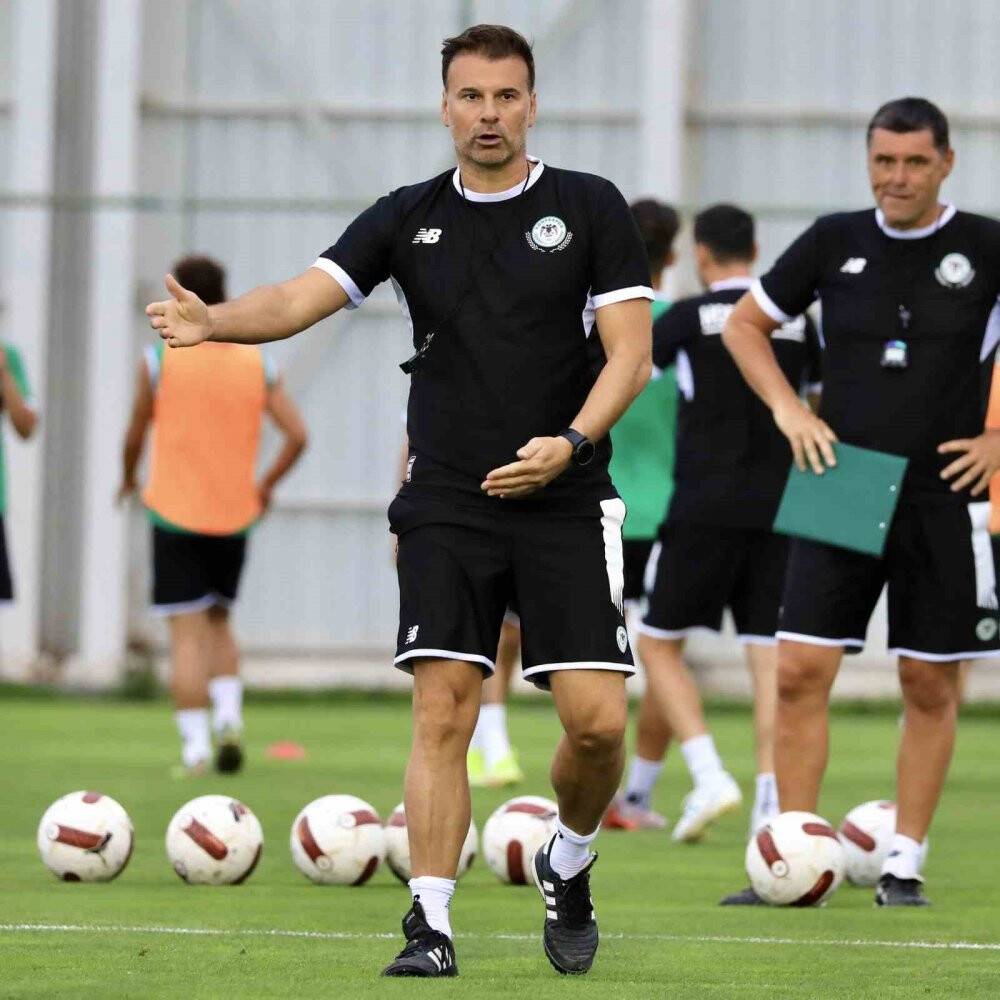 Konyaspor’da Oliveira ilk antrenmanına çıktı