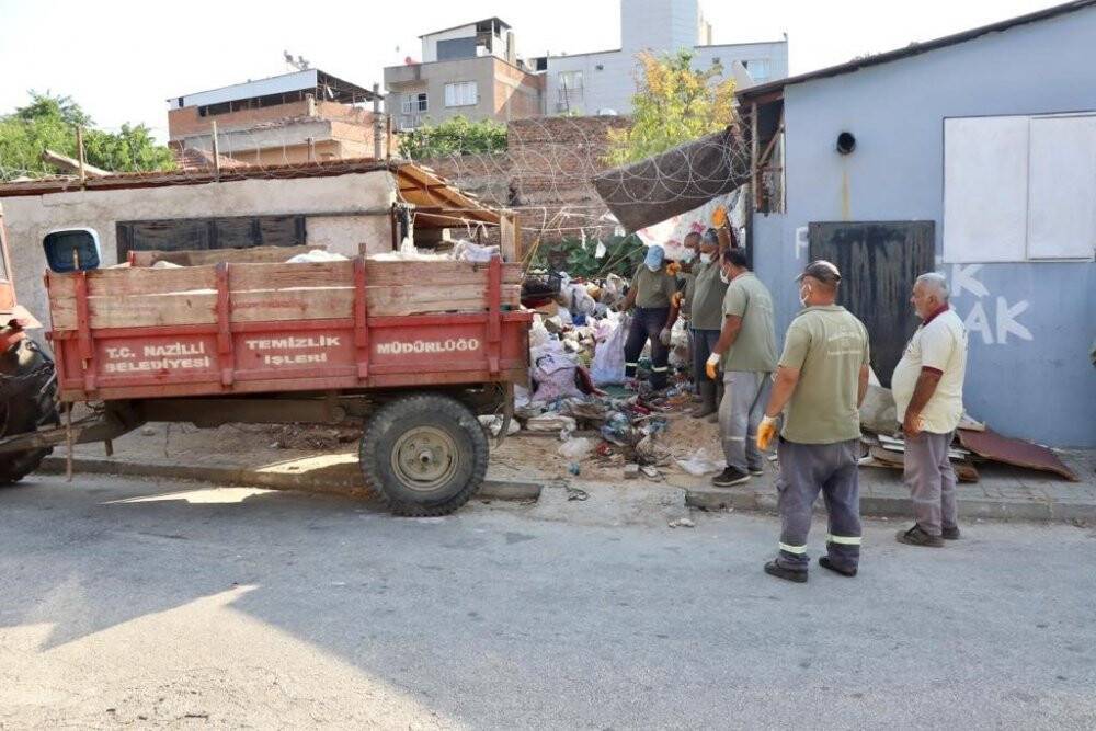 3 kez temizlendi: 7 kamyon çöp çıktı