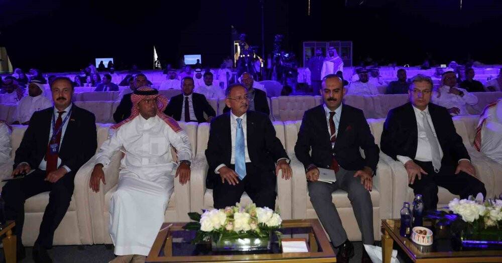 Bakan Özhaseki: 2-3 ay sonra  teslim etmeye başlayacağız