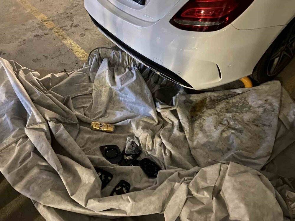 Bayrampaşa’da İSPARK otoparkında araçlara taşlı saldırı: Onlarcası zarar gördü